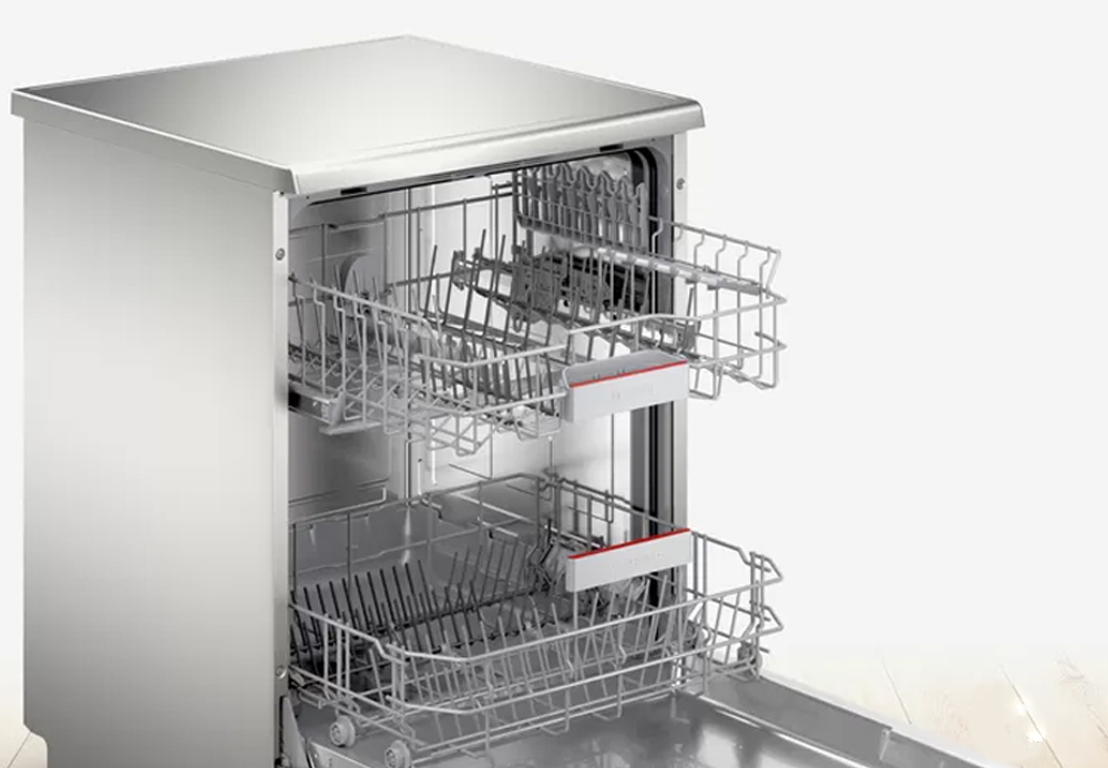 Máy rửa bát Bosch SMS4IVI01P độc lập được thiết kế với kiểu dáng đứng độc lập