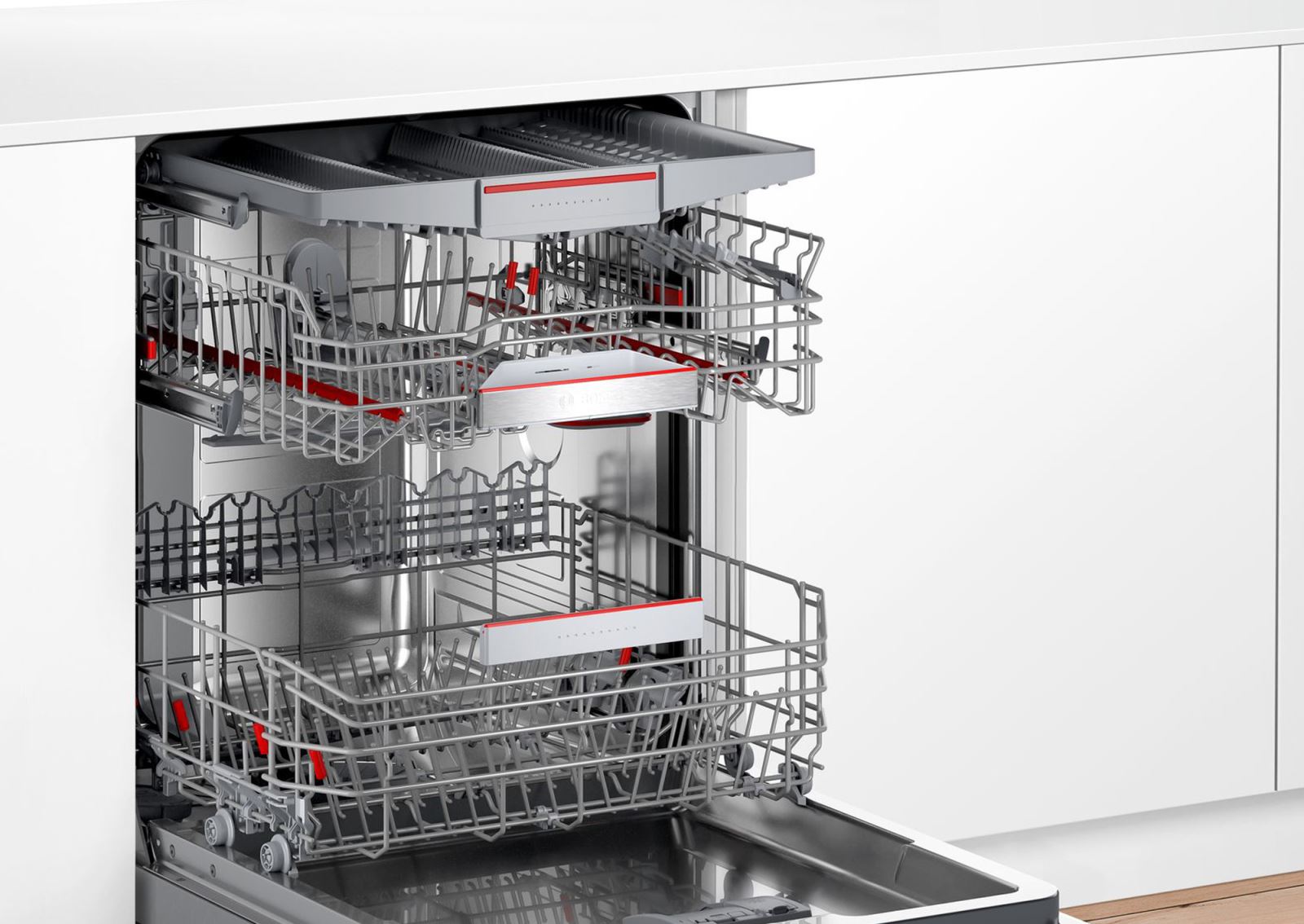 Tăng áp suất rửa giàn dưới cùng với Intensive Zone kết hợp hệ thống thủy lực Extra Clean Zone