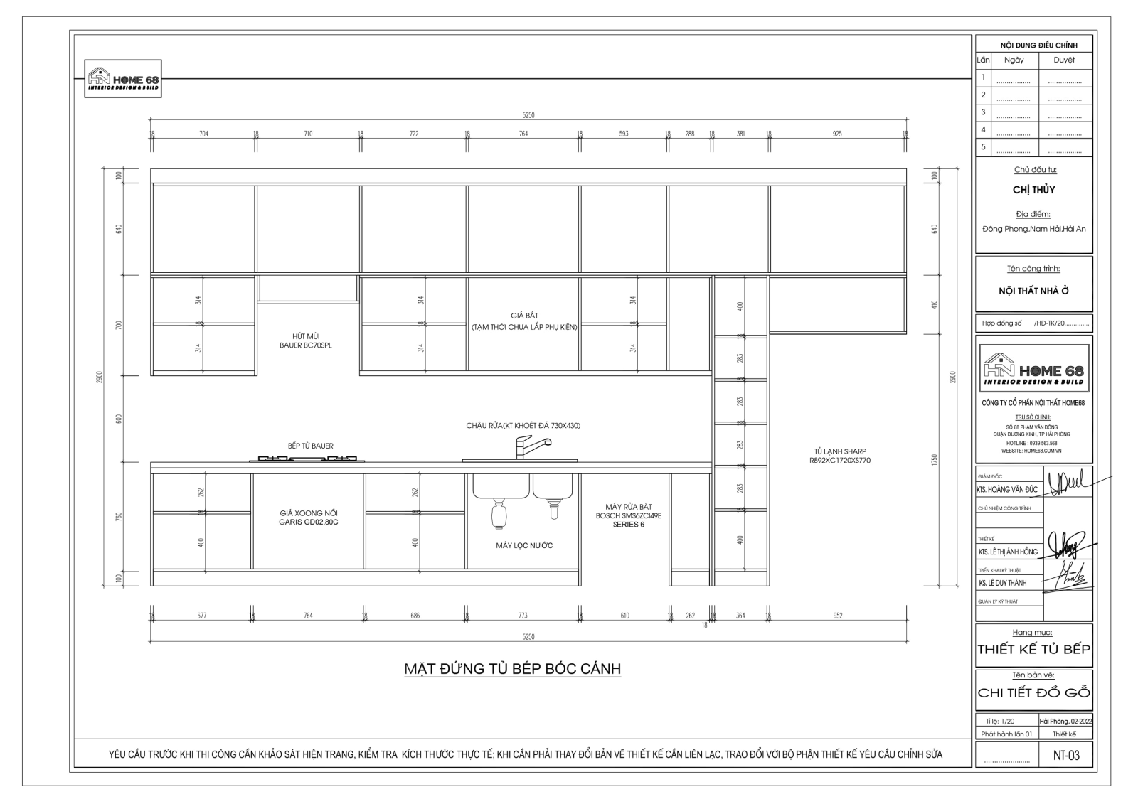 Tủ bếp cánh kính màu nâu trắng đẹp, sang trọng thiết kế bởi HOME68